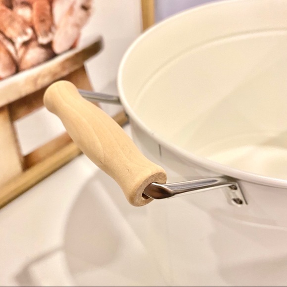 SOLD🛍 Rae Dunn PARTY Beverage Ice Bucket Tub - Picture 4 of 4